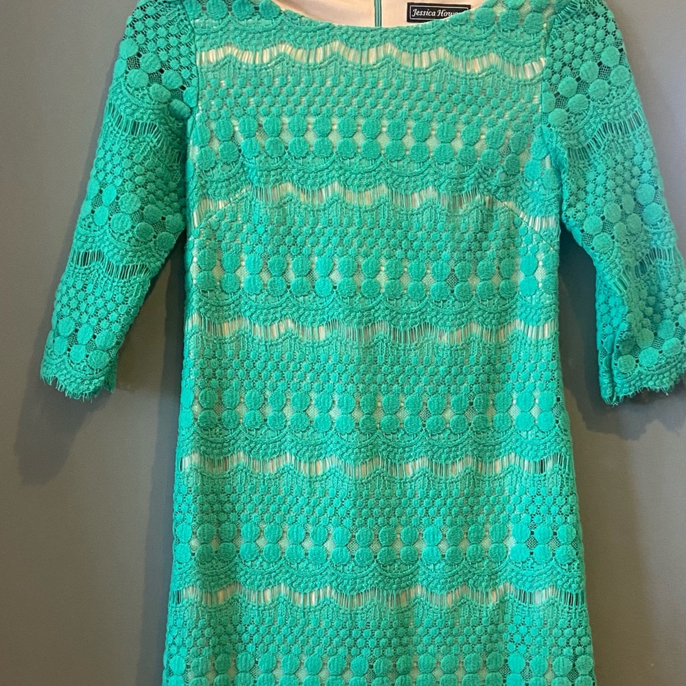 Jessica Howard Green Mini Sheath Dress with Crew Neck